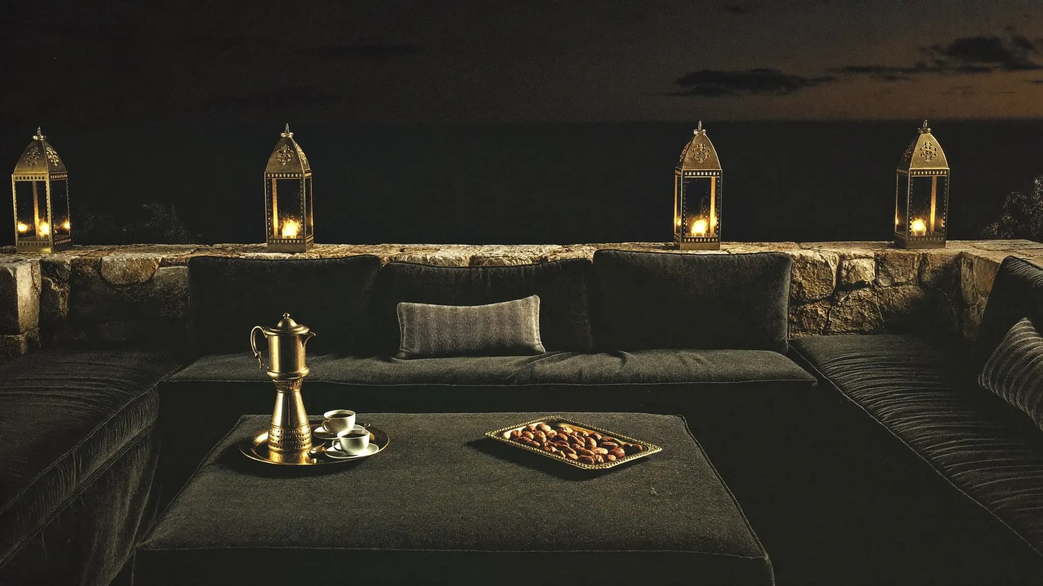 Majlis by the Sardinian sea